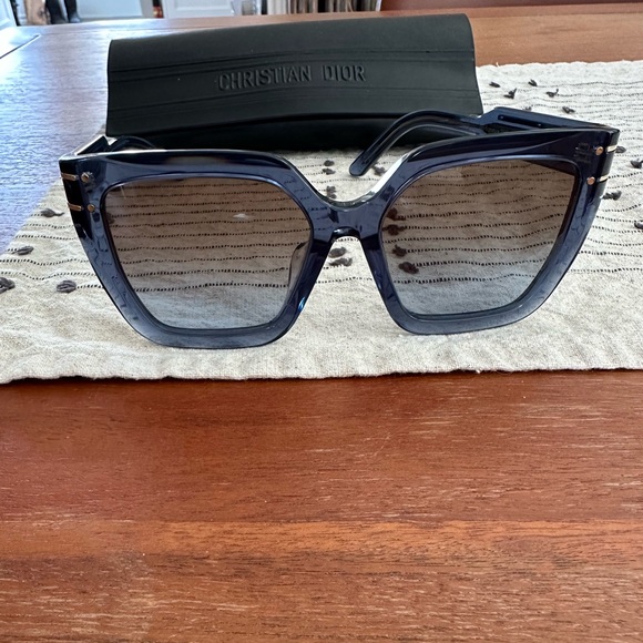 *SOLD* Christian Dior S10F sunglasses - Picture 8 of 8